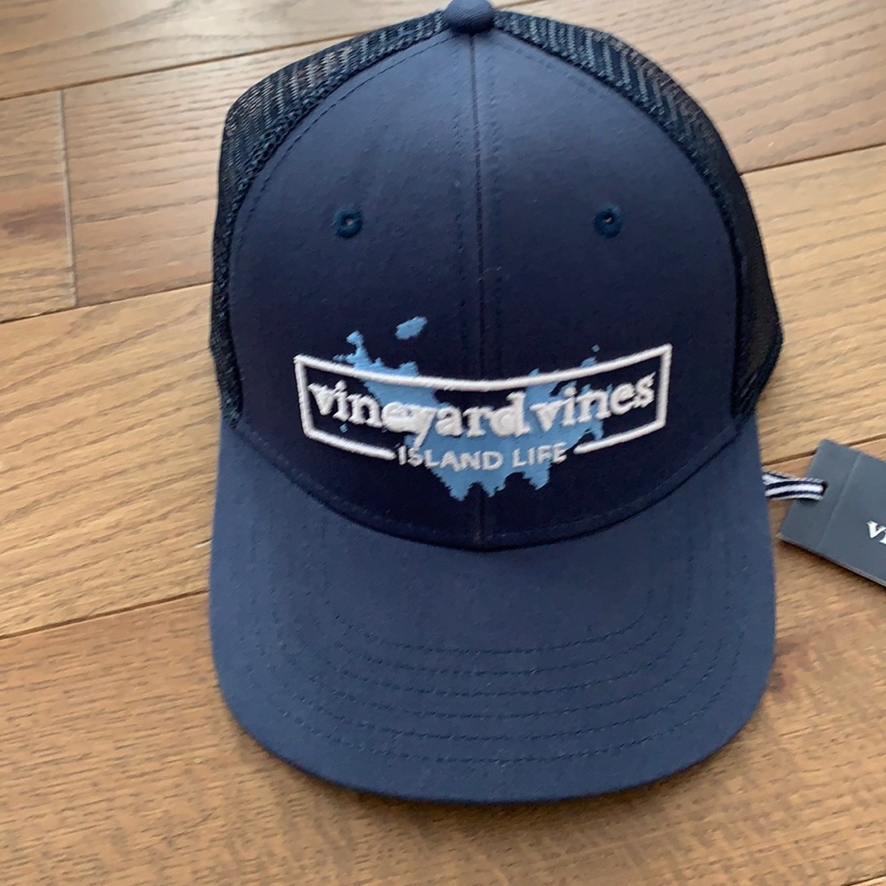 Vineyard Vines Island Life Trucker Hat